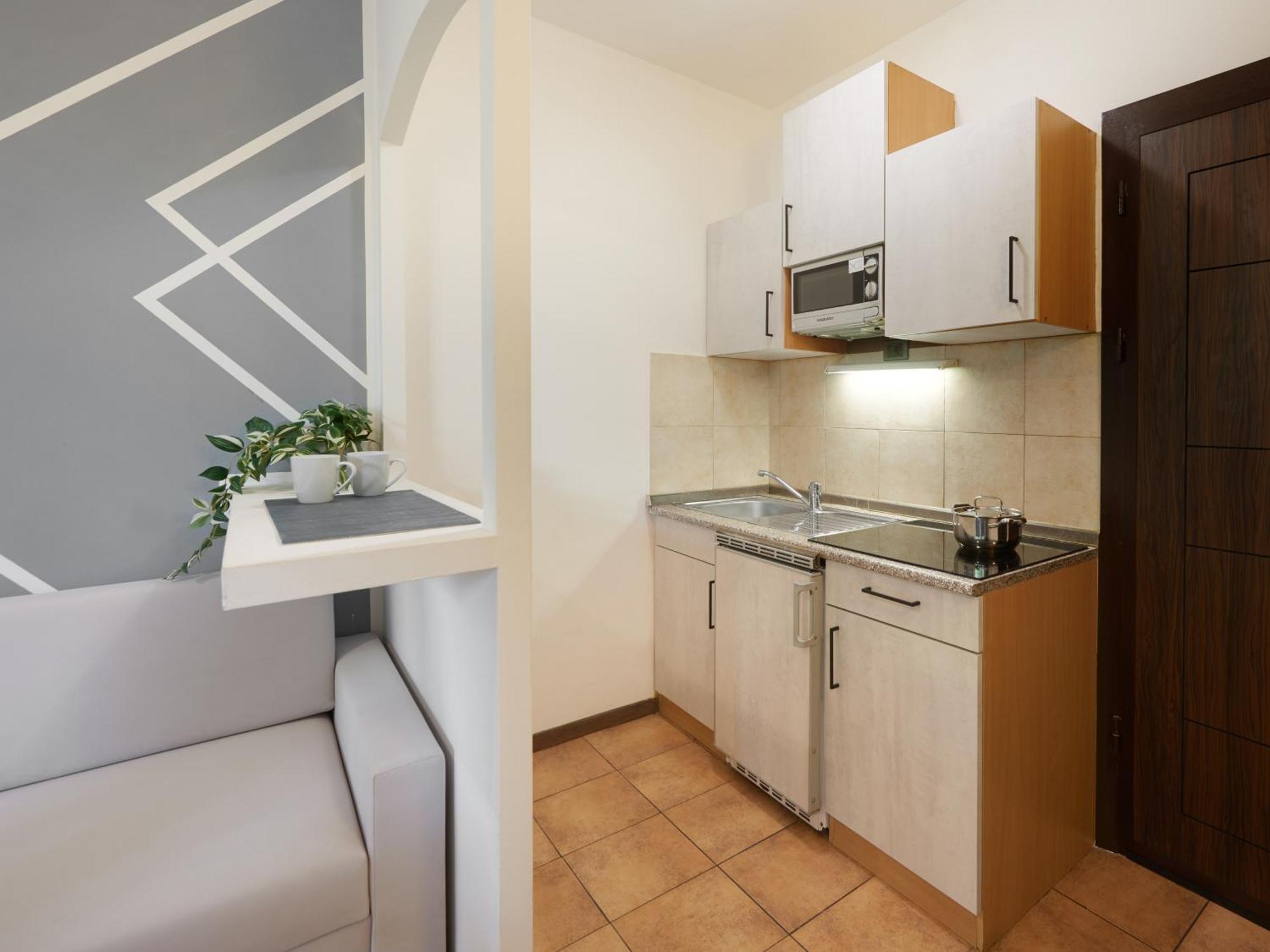 Central Palm Studio With Free Parking Merano Exterior photo